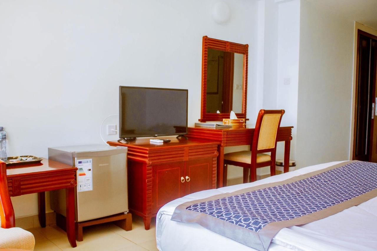 Luwa Evergreen Hotel Mtwara Luaran gambar