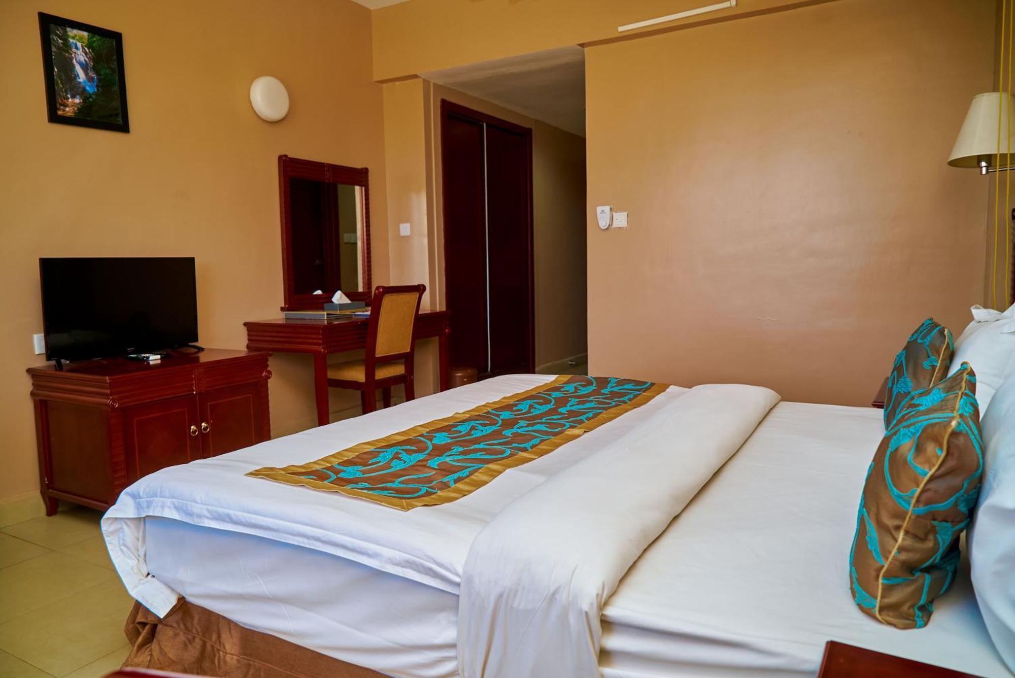 Luwa Evergreen Hotel Mtwara Luaran gambar